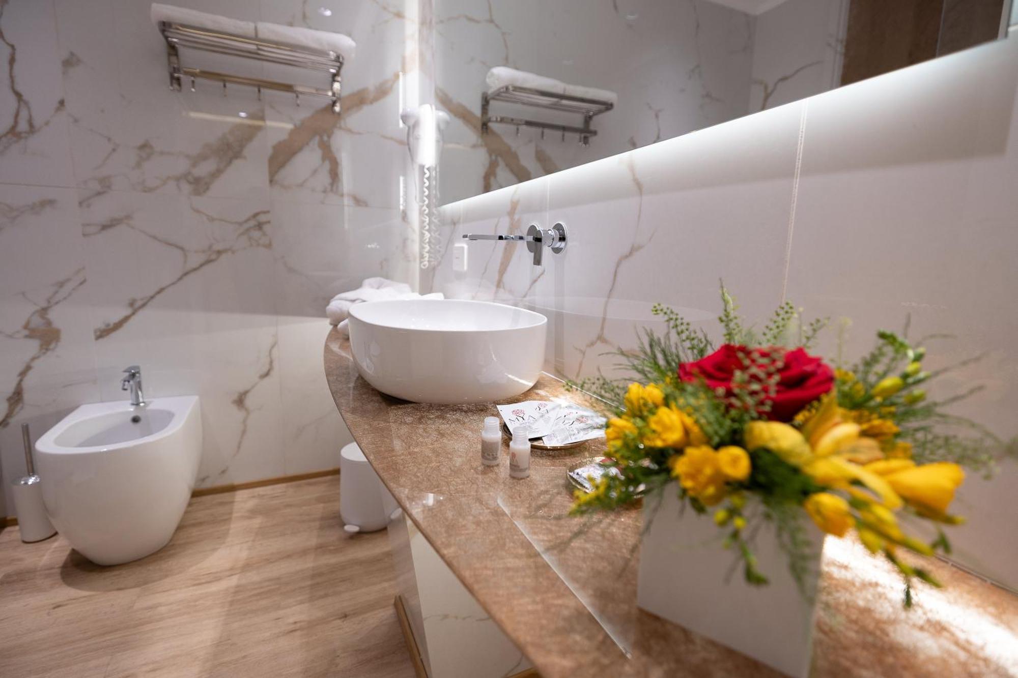 Hotel Montreal Ragusa Eksteriør billede